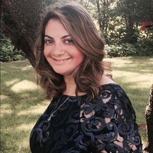 Meet your Posher, Elena